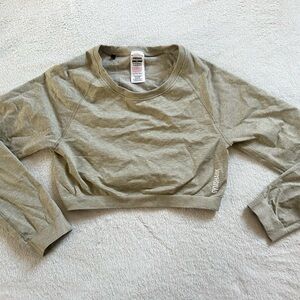 Gymshark tan Cropped adapt top